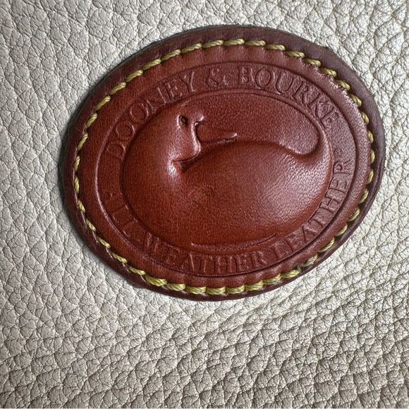 Vintage Dooney & Bourke All Weather Leather Handbag Shoulder Hobo Bag Purse - Picture 7 of 14